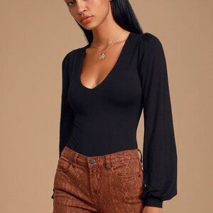 (New without tags) Kaylene Black V-Neck Balloon Sleeve Bodysuit
